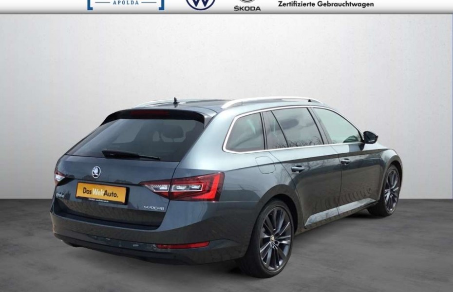 Škoda Superb Combi 2.0TDI DSG Premium Edition Xenon Navi AHK DC