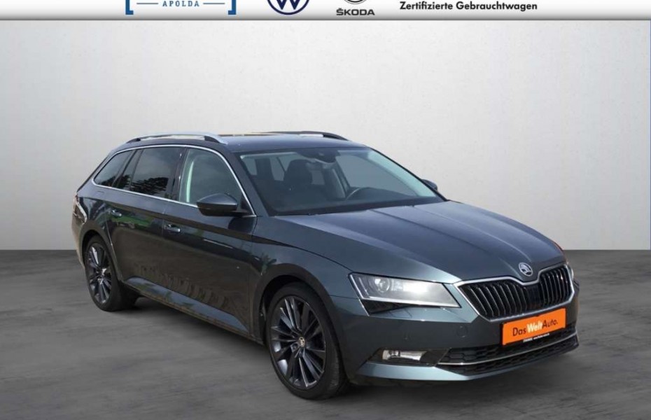 Škoda Superb Combi 2.0TDI DSG Premium Edition Xenon Navi AHK DC