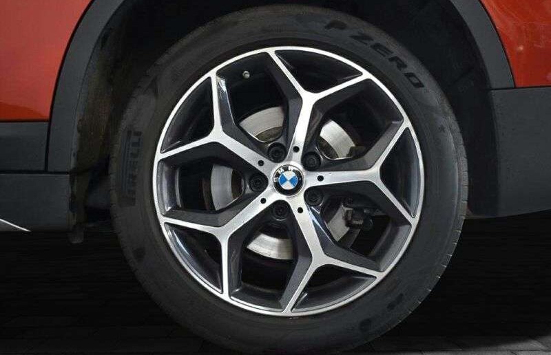 BMW X1 sDrive20dA xLine Navi.LED.HUD.RFK.ACC.Stauass