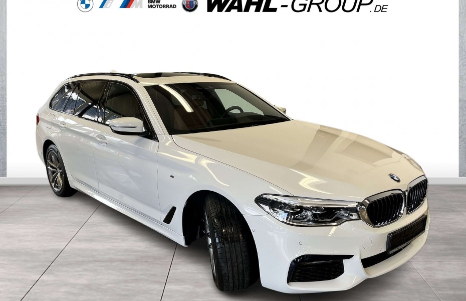 BMW Řada 5 d xDrive Touring M Sport | Head-Up AHK Navi