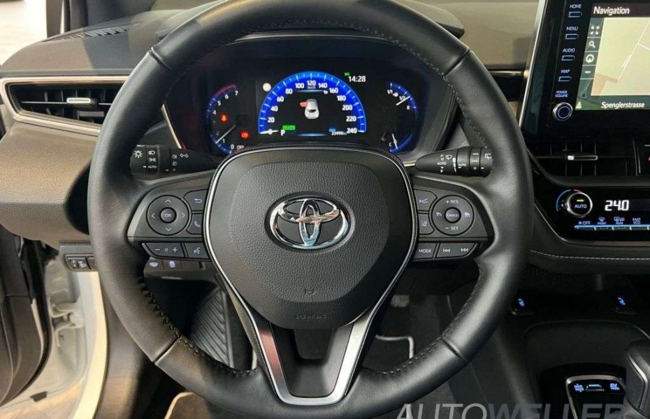 Toyota Corolla 1.8 Hy. TeamD *Navi*LED*Klima*Kamera*SHZ*