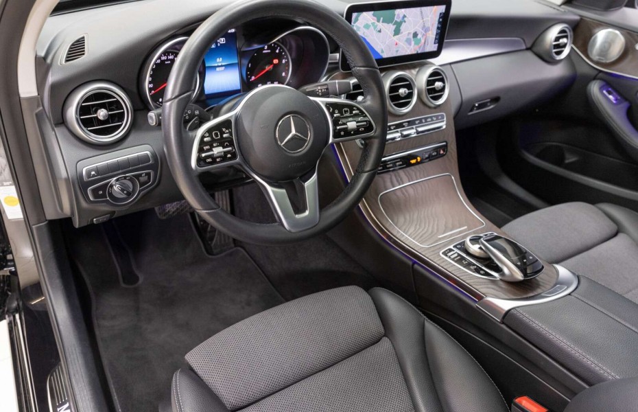 Mercedes-Benz Třídy C d T Avantgarde/9G/LED/Pano/Navi/Burmester® SHD