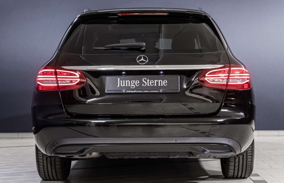 Mercedes-Benz Třídy C d T Avantgarde/9G/LED/Pano/Navi/Burmester® SHD
