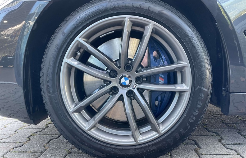 BMW Řada 5 i xDrive Tou M-Sporpaket Ad.LED Pano AHK DA+ HUD