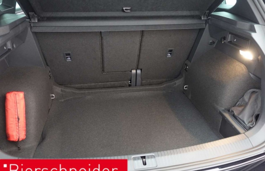 Volkswagen Tiguan 2.0 TSI DSG 4Mo. R-Line 19 AHK MATRIX ACC KAMERA H