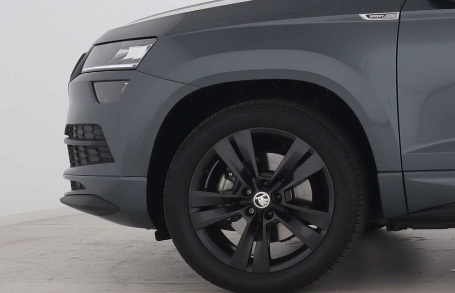 Škoda Karoq 1.5 TSI DSG 4x4 Sportline Navi/LED/Pano