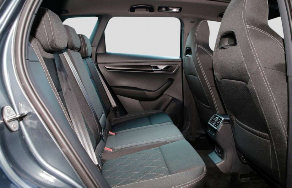 Škoda Karoq 1.5 TSI DSG 4x4 Sportline Navi/LED/Pano