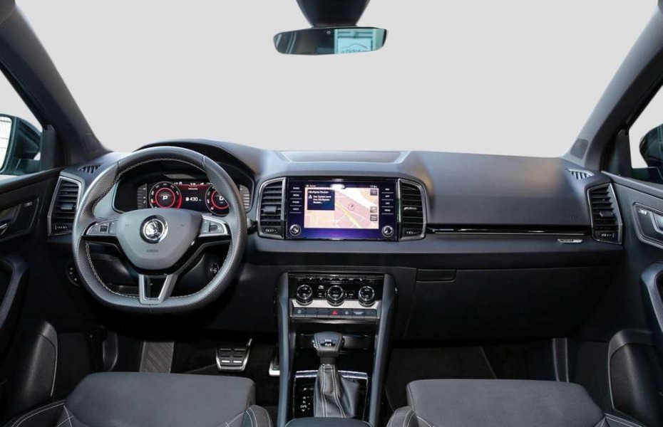 Škoda Karoq 1.5 TSI DSG 4x4 Sportline Navi/LED/Pano