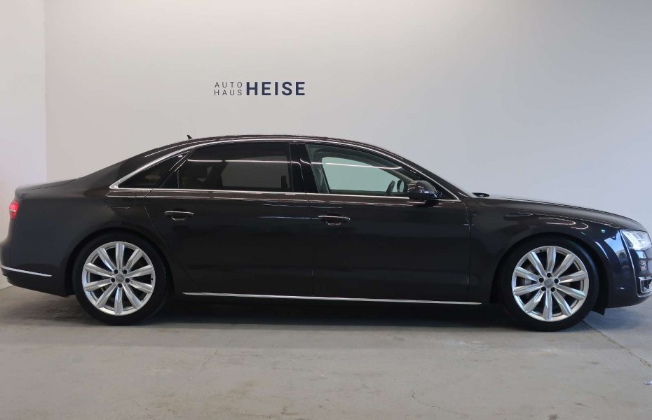 Audi A8 Lang 3.0 TDI quattro Matrix/Standhzg./Leder/HuD/N