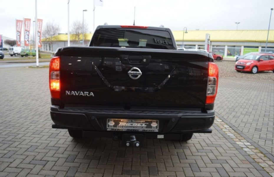 Nissan Navara N-GUARD DC 4 X 4 2,3 dCi *PGD* *LED* *NAVI* TEILLE