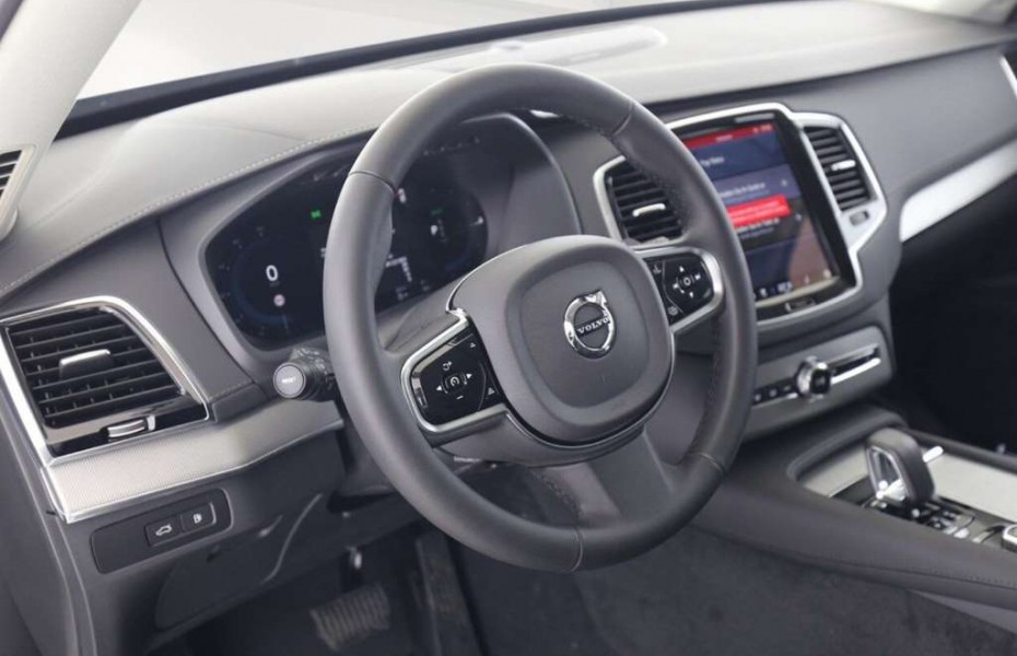 Volvo XC90 Plus-Bright Recharge Plug-In Hybrid AWD T8 EU6d 7-