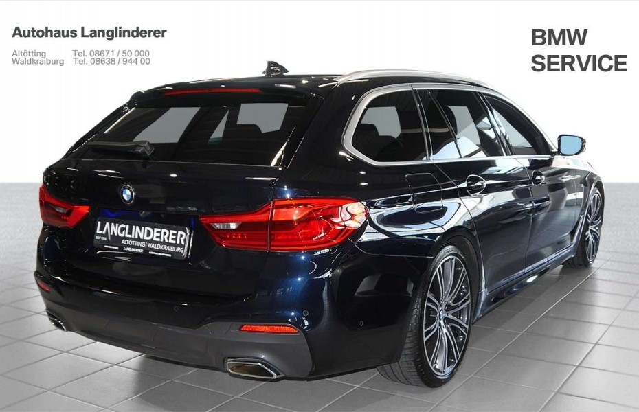 BMW Řada 5 d xDrive Touring A M-Sport NP 89.248,-