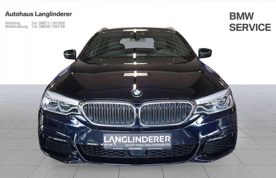 BMW Řada 5 d xDrive Touring A M-Sport NP 89.248,-