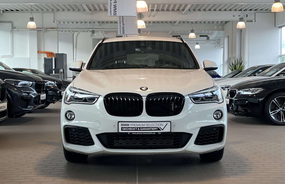 BMW X1 sDrive20i M-Sport Harman/K. 19Zoll HeadUp LED