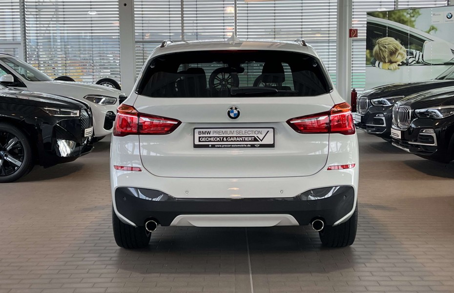 BMW X1 sDrive20i M-Sport Harman/K. 19Zoll HeadUp LED