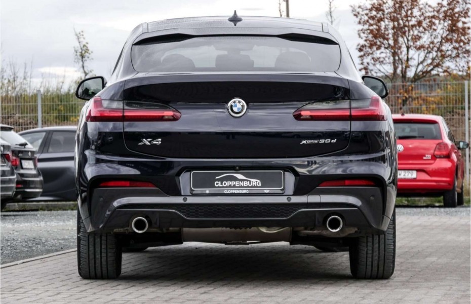 BMW X4 xDrive30d M-Sport/AHK/Panorama-D./Standheiz.