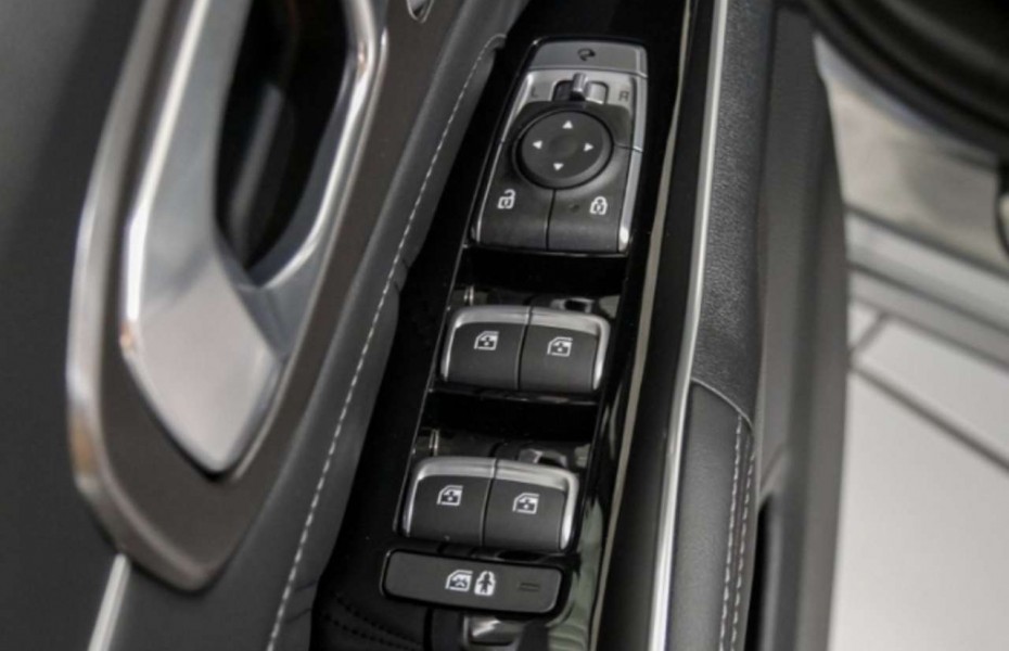 Kia Sorento Platinum 4WD 2.2 CRDi 7SITZ NEUES MJ22 NEUES KIA LOGO