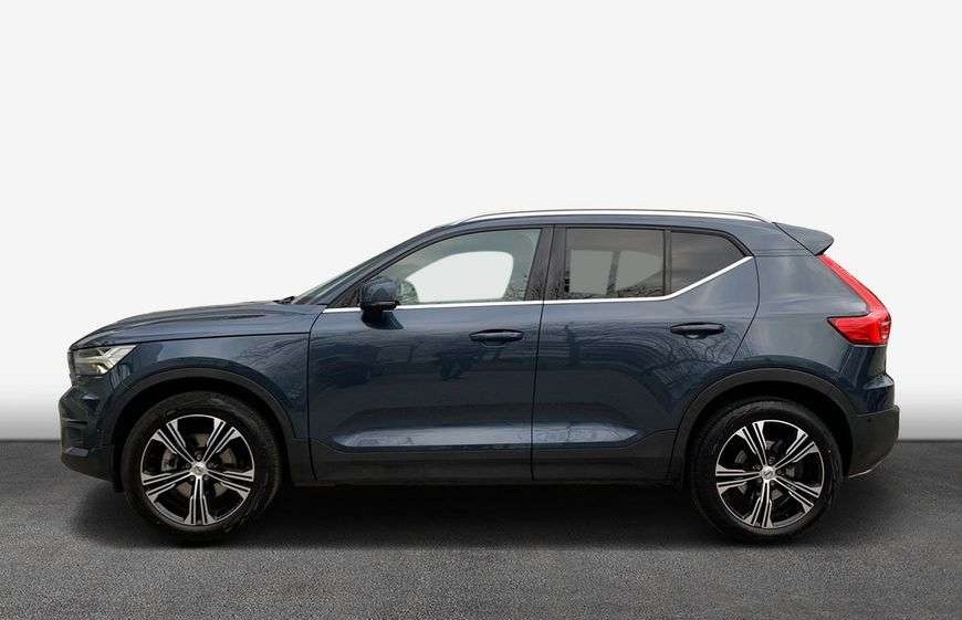 Volvo XC40 T5 AWD Inscription TOP Pano LED Taž AdTemp Apple