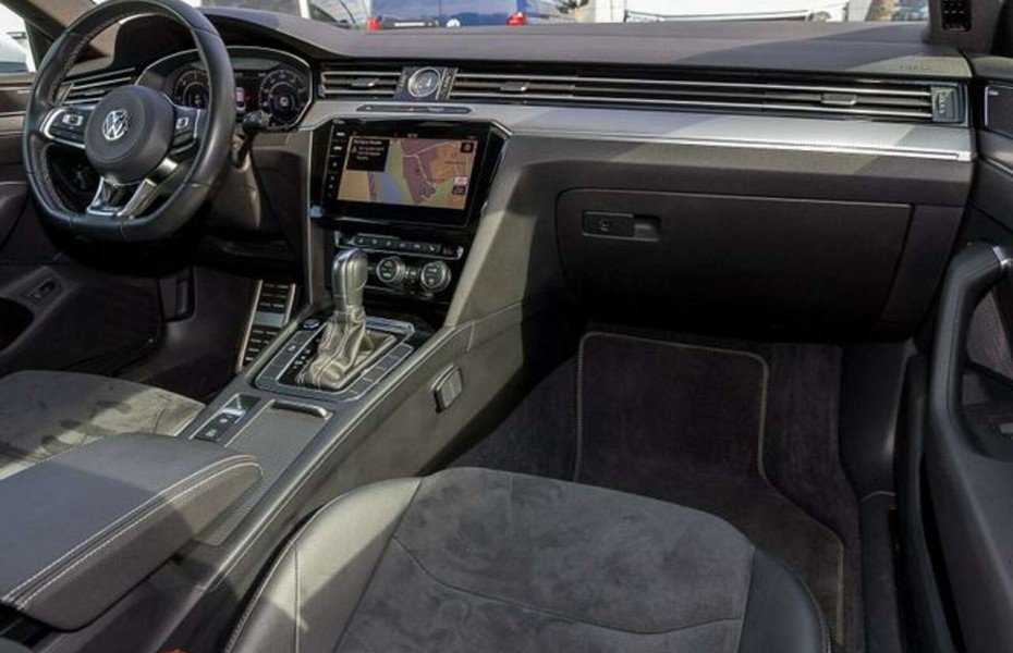 Volkswagen Arteon 2.0 TDI DSG 4M R-LINE DYNAUDIO AHK KAMERA