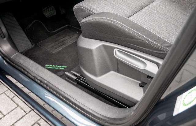 Škoda Karoq 1.5 TSI Style NAVI AHK KAMERA ACC