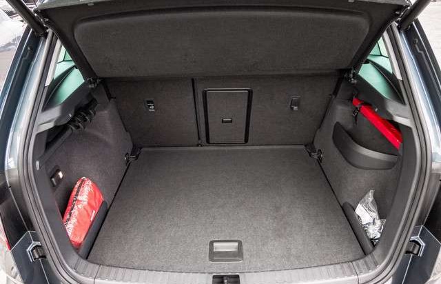 Škoda Karoq 1.5 TSI Style NAVI AHK KAMERA ACC