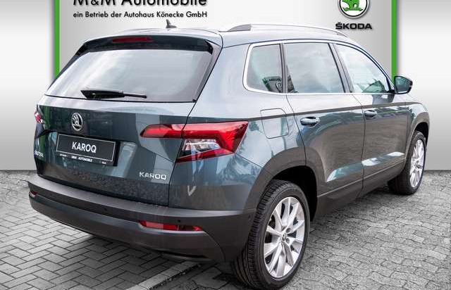 Škoda Karoq 1.5 TSI Style NAVI AHK KAMERA ACC