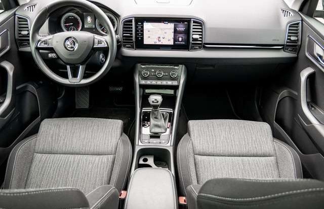 Škoda Karoq 1.5 TSI Style NAVI AHK KAMERA ACC