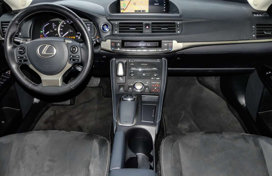 Lexus CT 200h Style Edition *Navi*Sitzheizung*