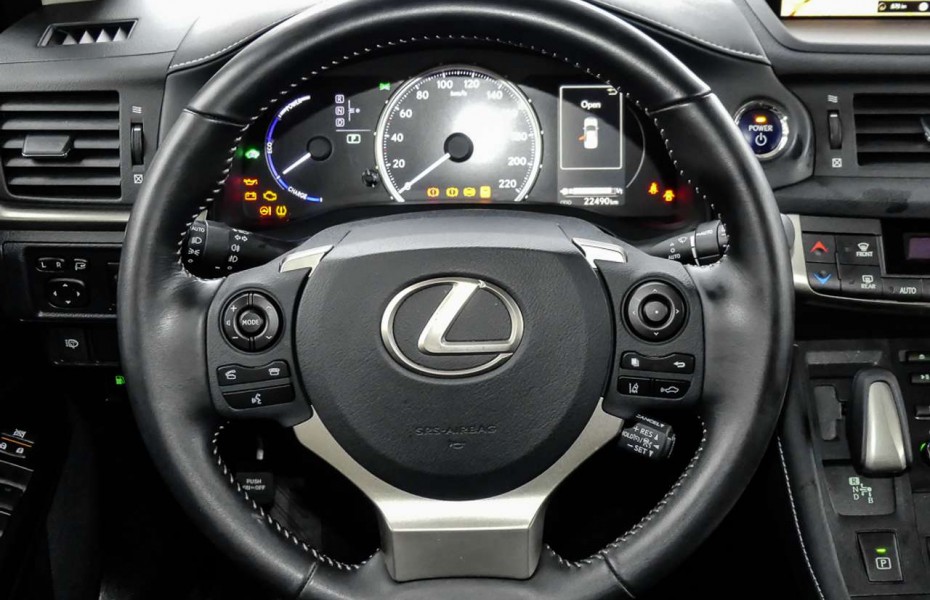 Lexus CT 200h Style Edition *Navi*Sitzheizung*