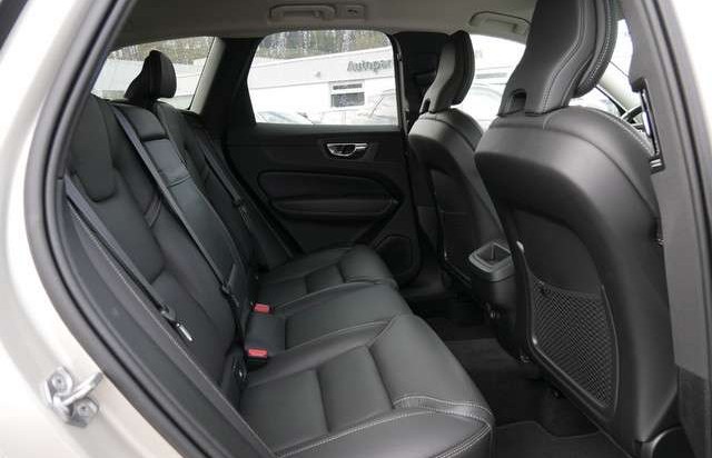 Volvo XC60 D4 AWD Inscription 1.Hand