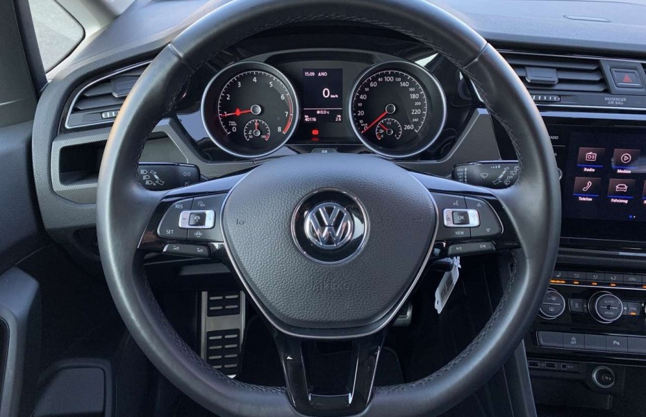 Volkswagen Touran Join 1.5TSI 7-Sitzer ACC Standh Pano Navi