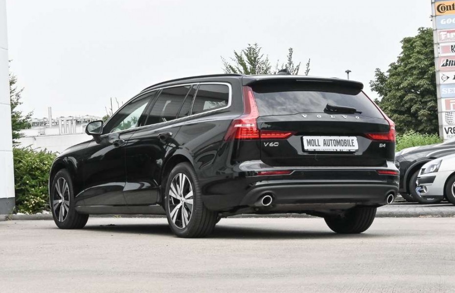 Volvo V60 Kombi Momentum Pro B4 Diesel EU6d LED Navi Keyless