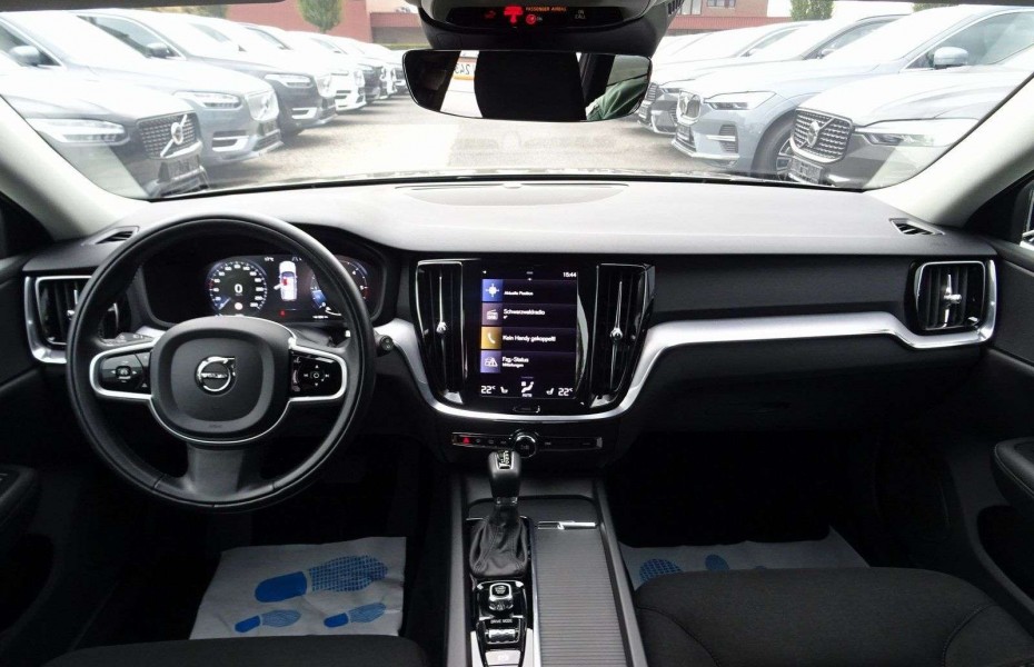 Volvo V60 D4 Momentum Pro IntelliSafe/Sitzheizung/BLIS