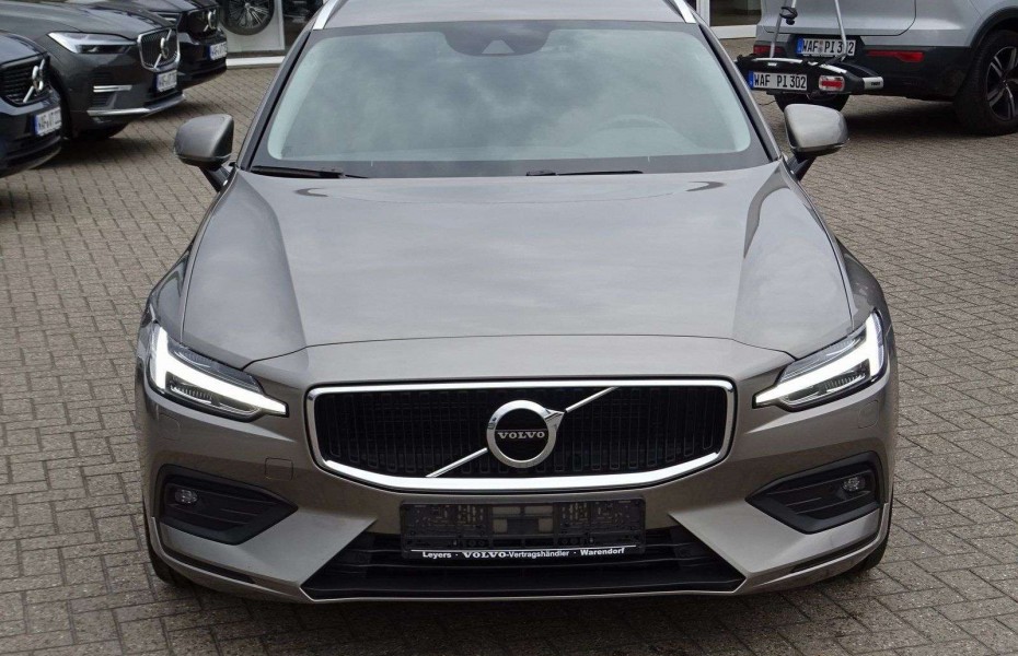 Volvo V60 D4 Momentum Pro IntelliSafe/Sitzheizung/BLIS