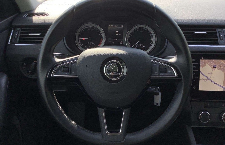 Škoda Octavia 2.0 TDI Ambition Navi GRA SHZ PDC