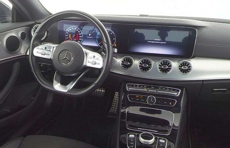 Mercedes-Benz Třídy E 220 d AMG+Navi+SHZ+LED+HUD+Wide+Kam+Spiegel-P