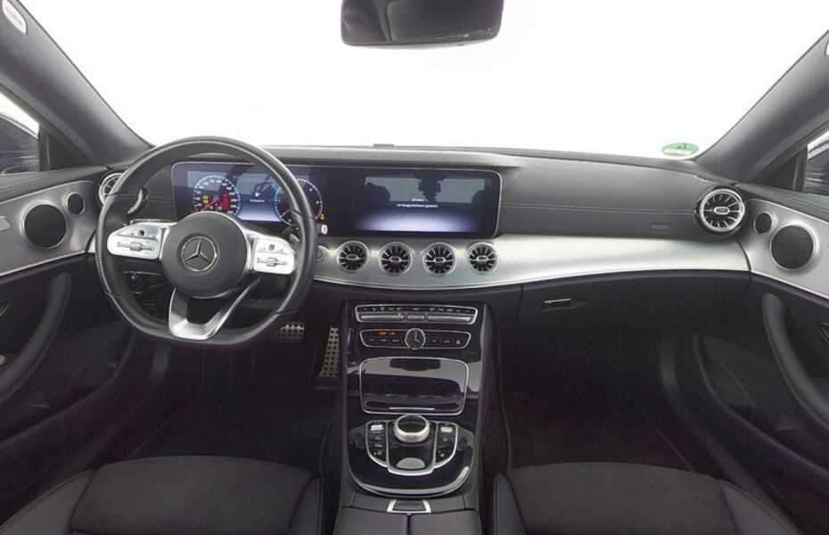 Mercedes-Benz Třídy E 220 d AMG+Navi+SHZ+LED+HUD+Wide+Kam+Spiegel-P