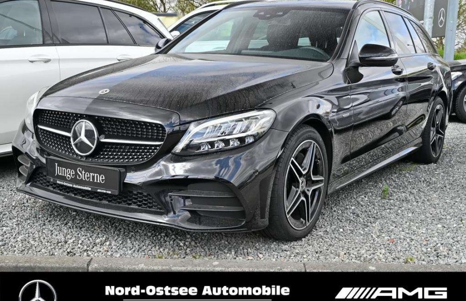 Mercedes-Benz Třídy C T d AMG Navi AHK Distro LED Night Kamera