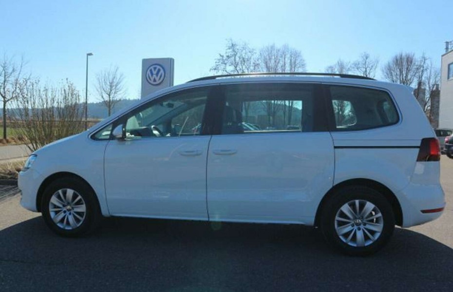 Volkswagen Sharan 2.0 TDI DSG COMFORTLINE 7-SITZER NAVI+XEN