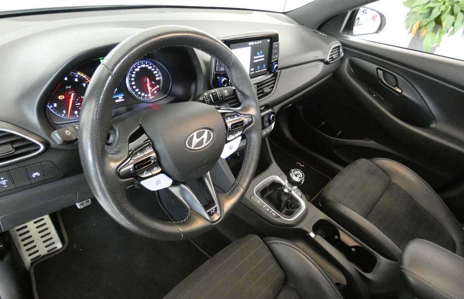 Hyundai i30 N 2.0 T-GDI Performance  PANO KOMFORTPAKET