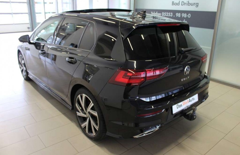 Volkswagen Golf VIII 2.0 TDI DSG R-Line NP: 50.270,-