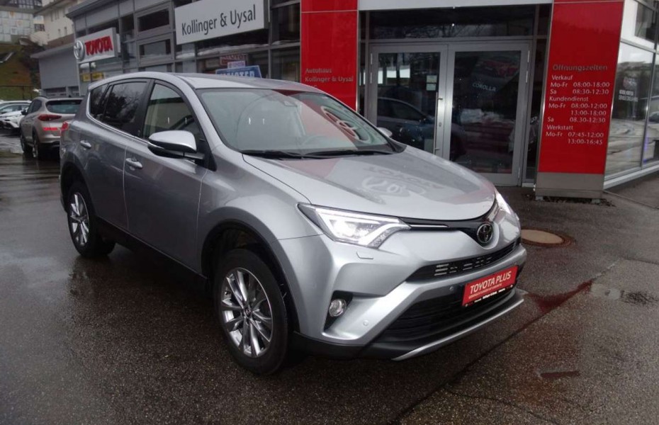 Toyota RAV4 2.0 4x4 Start&Stop Team Deutschland NAVI AHK