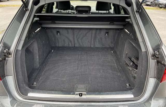 Audi A4 Avant 40 TFSI S-Line - LED Navi PDC Bluetooth