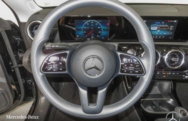 Mercedes-Benz CLA 180 d SB Spurhalt-Ass PTS Sitzh Temp