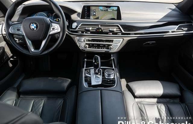 BMW Řada 7 iA xDrive STANDHZ+LEDER+NAVI+HUD+LASER+H/K