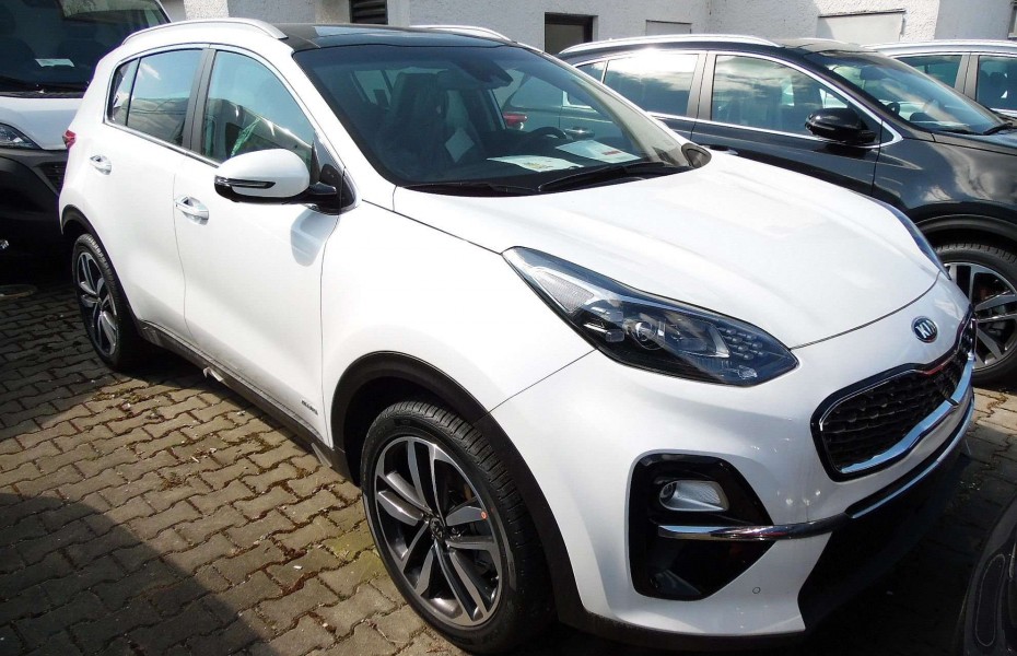 Kia Sportage 1.6 CRDi Spirit AWD TOP Aut Pano Kam LED AdTemp Navi