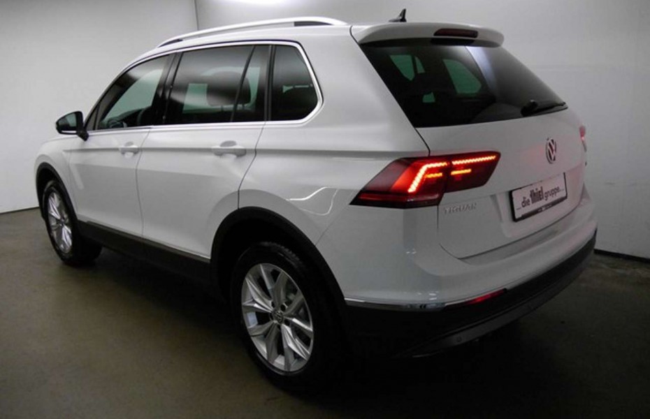 Volkswagen Tiguan 2.0 TDI DSG Highline Pano+AHK+Navi+Tempomat