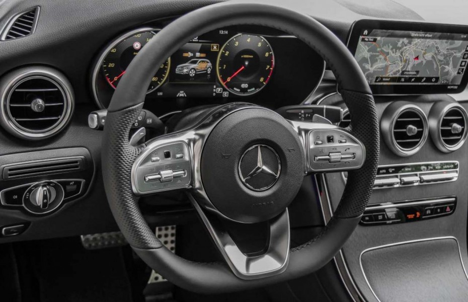 Mercedes-Benz GLC 200 4M AMG+Pano+Multibeam LED+Kamera+Night+AHK