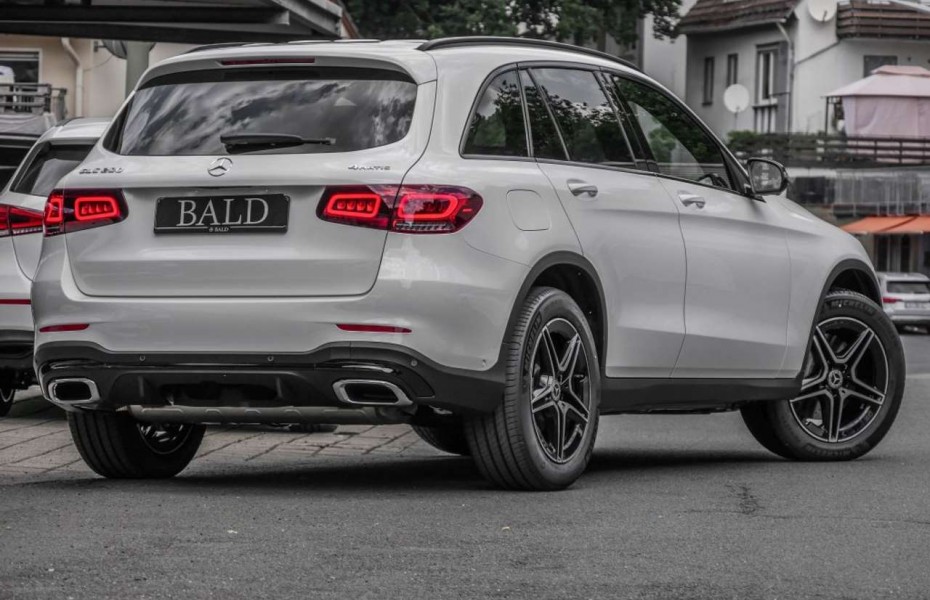 Mercedes-Benz GLC 200 4M AMG+Pano+Multibeam LED+Kamera+Night+AHK