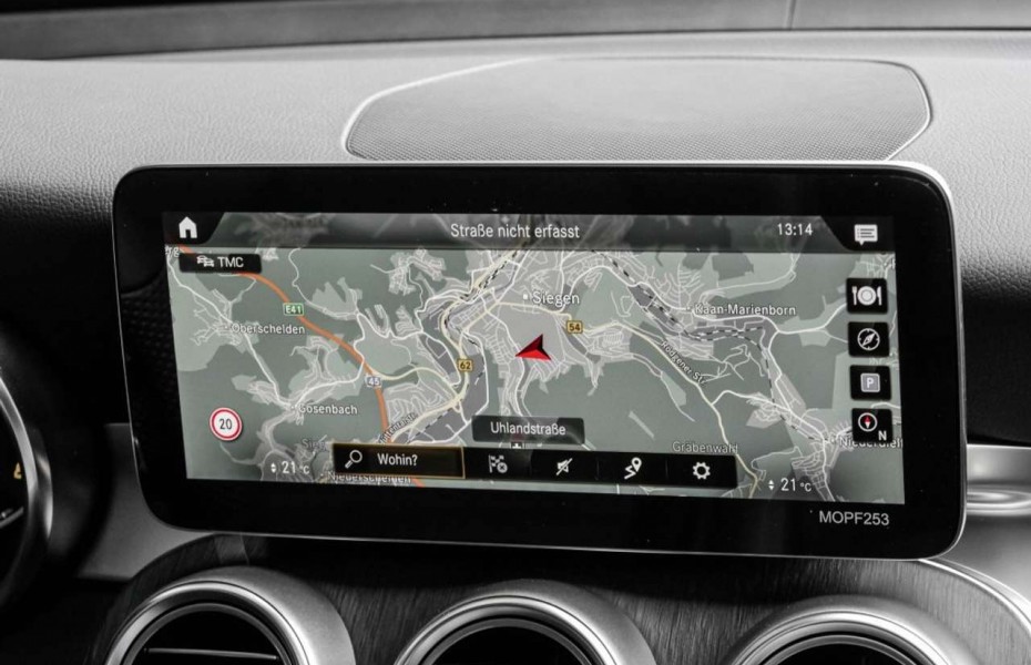 Mercedes-Benz GLC 200 4M AMG+Pano+Multibeam LED+Kamera+Night+AHK